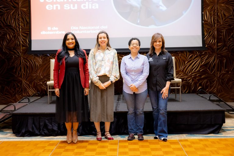 Día del Voluntario: Reconociendo el impacto transformador de quienes contribuyen a la comunidad
