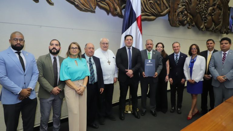Ley 514 impulsa la lucha contra el desperdicio y fortalece la labor del Banco de Alimentos Panamá