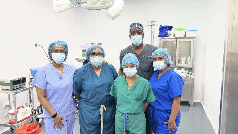 APLAFA reabre su quirófano tras 10 años y celebra su primera salpingectomía en la renovada unidad de procedimientos ambulatorios (UPA)