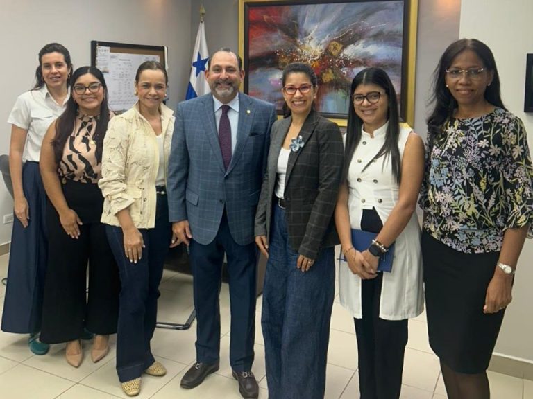 CAPADESO sostiene reunión con autoridades del MIDES para abordar temas de interés para las organizaciones sociales