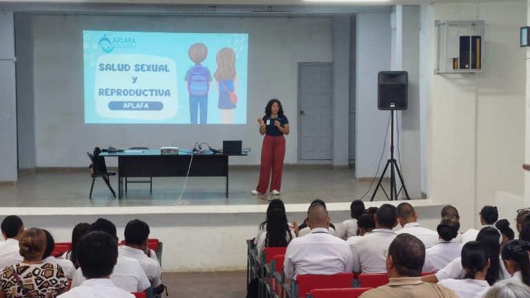 APLAFA capacita a 76 estudiantes en Salud Sexual y Reproductiva
